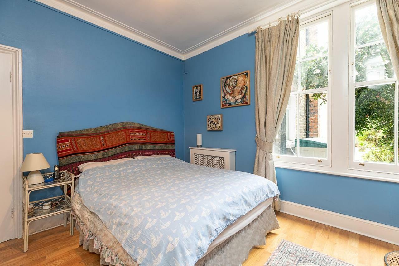דירות לונדון Joivy Splendid Flat With Garden Near Battersea Park מראה חיצוני תמונה