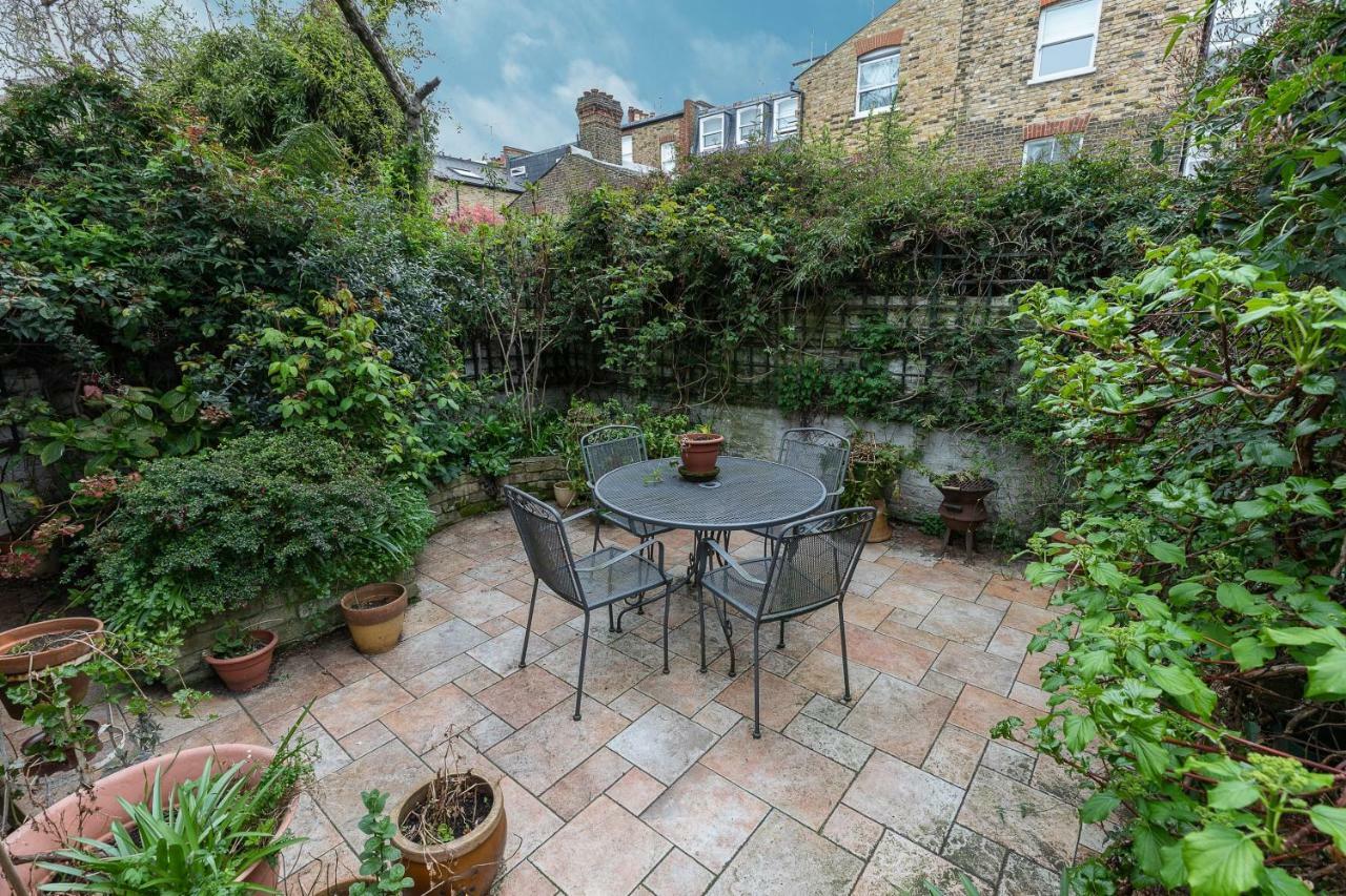 דירות לונדון Joivy Splendid Flat With Garden Near Battersea Park מראה חיצוני תמונה