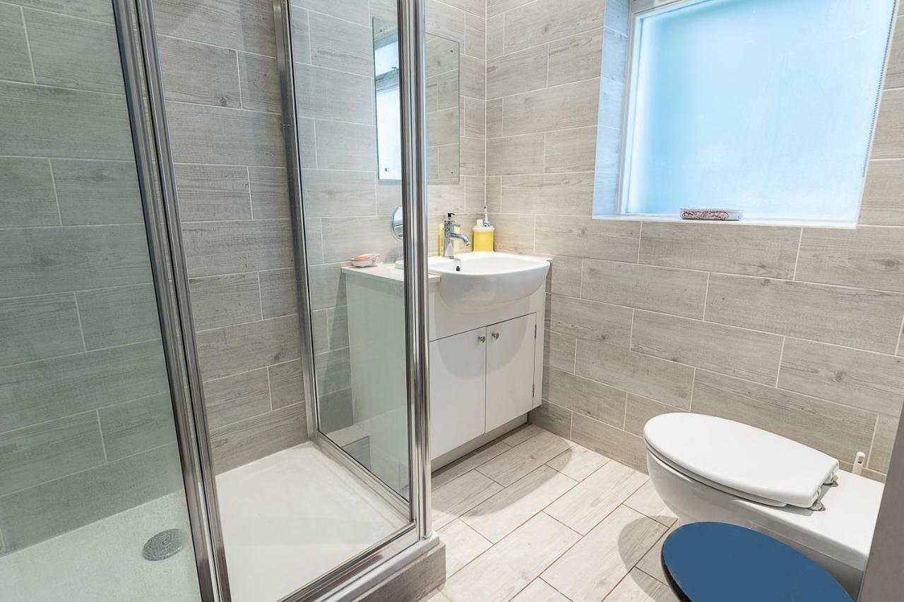 דירות לונדון Joivy Splendid Flat With Garden Near Battersea Park מראה חיצוני תמונה